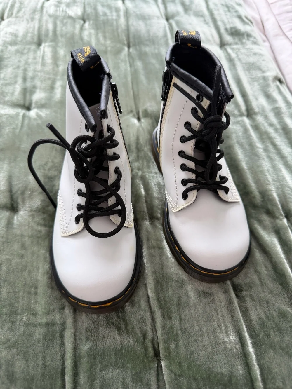 Dr. Martens Toddler Kids' White 1460 Lace-Up Boots Smooth White US8